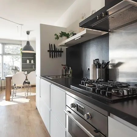 De Schelp 67, Free Parking