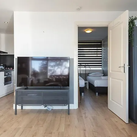 De Schelp 67, Free Parking *