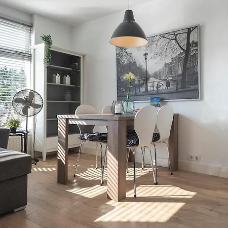 De Schelp 67, Free Parking