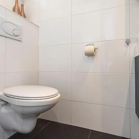 De Schelp 67, Free Parking Apartment Zandvoort