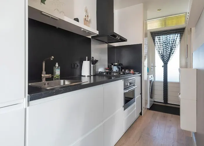 De Schelp 67, Free Parking 赞德沃特