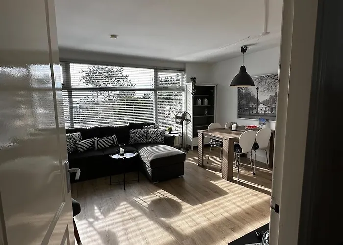 De Schelp 67, Free Parking 赞德沃特